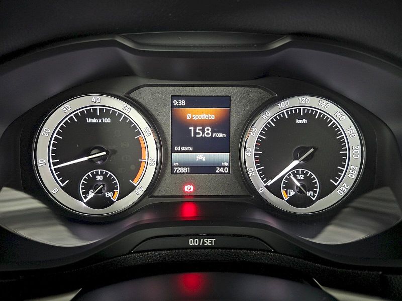 Škoda Karoq (2020) 1.5TSi 110kW Ambition Tažné - fotka 11 z 31