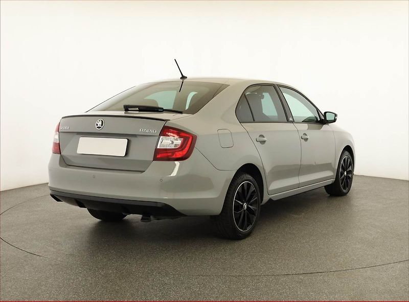 Škoda Rapid (2019) Monte Carlo 1.0 TSI, Bi-Xenony - fotka 5 z 16