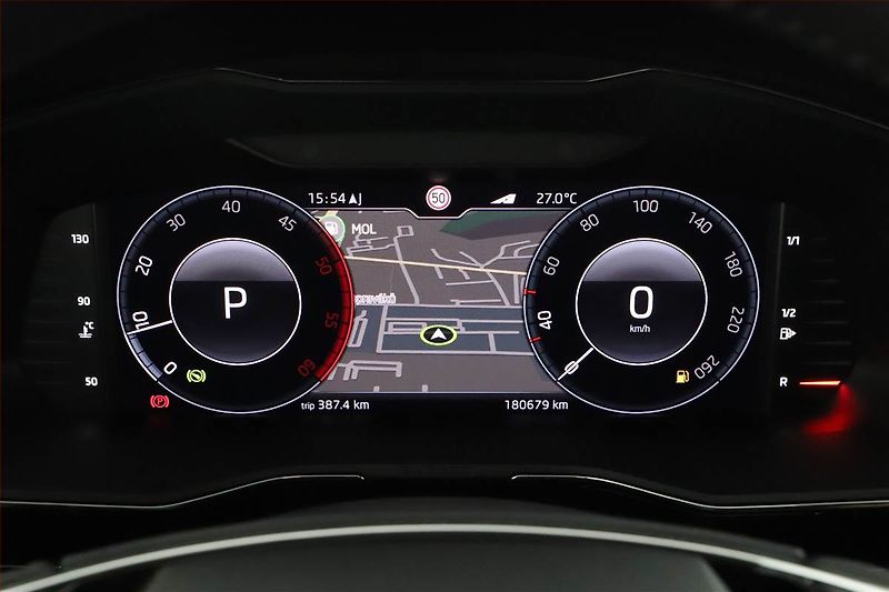 Škoda Superb (2020) Laurin&Klement 2.0 TDI - fotka 8 z 31