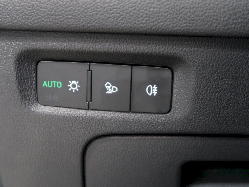 Škoda Octavia (2025) SPORTLINE 2.0TDI 110KW DSG CAN - fotka 32 z 37