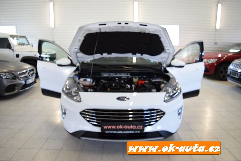 Ford Kuga 1.5 EBLUE TITANIUM 56 000 KM - fotka 51 z 57