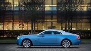 Rolls-Royce Wraith se sokolem