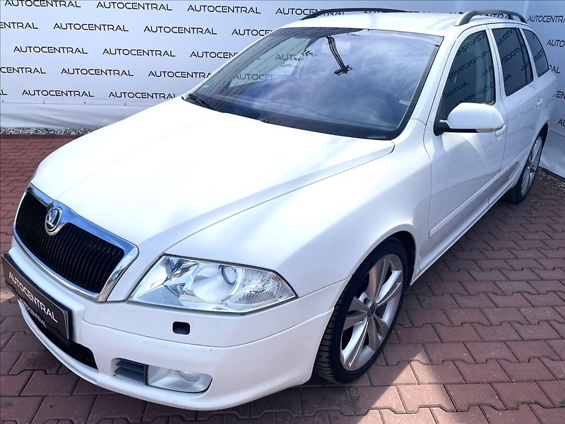Škoda Octavia 1,8 TSi,118kW,RS paket - fotka 7 z 20