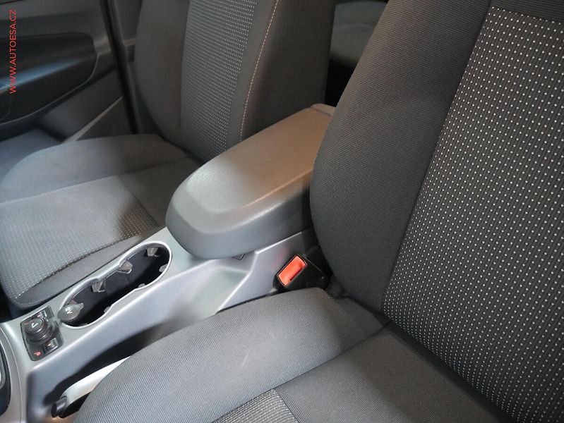 Ford Grand C-MAX (2013) 1.6 TDCi, 2.maj,ČR, AC - fotka 17 z 17