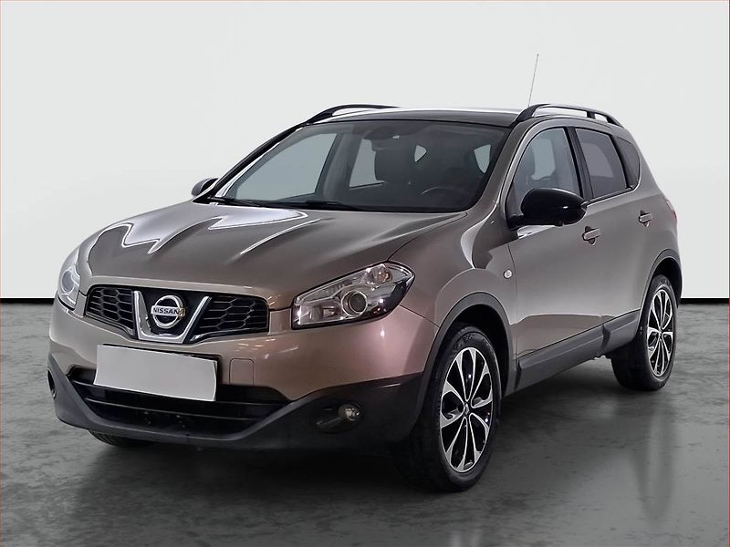 Nissan Qashqai (2013) 1.6, Xenony, Tempomat - fotka 2 z 15
