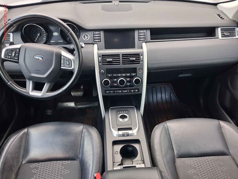 Land Rover Discovery Sport (2017) 2.0 TD4 4x4, 2.maj,ČR, AT - fotka 8 z 16