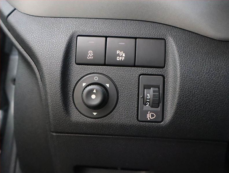 Citroën Berlingo (2015) XTR 1.6 BlueHDi, 5Míst, ČR - fotka 15 z 15