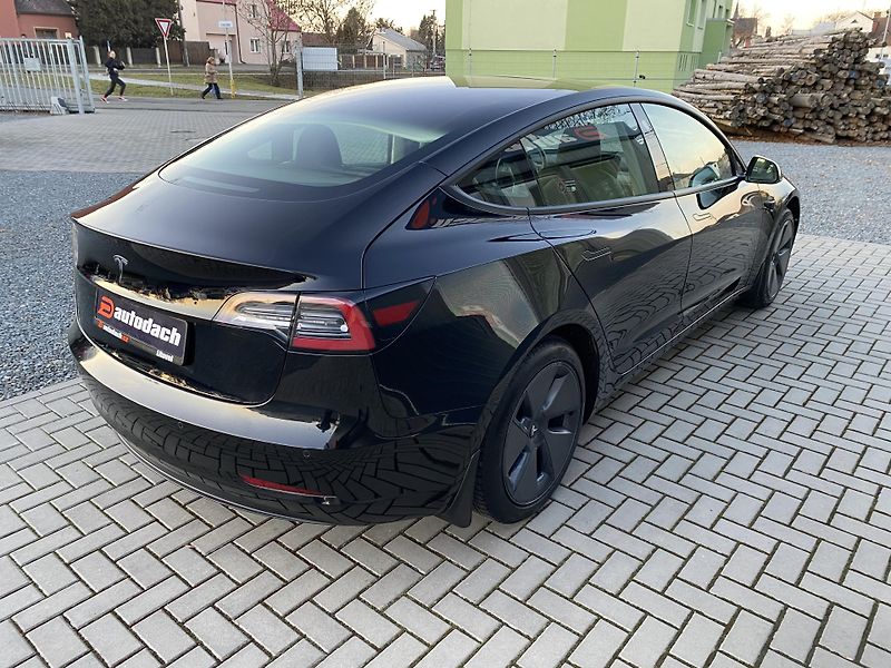 Tesla Model 3 REFRESH - ZÁRUKA TESLA MATRIX - fotka 5 z 35