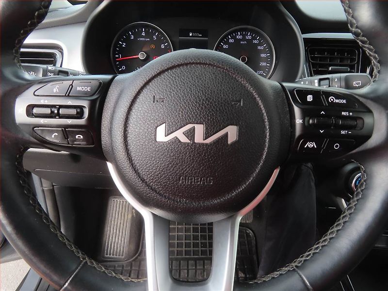 Kia Stonic (2022) 1.2 DPI, Serv.kniha, Navi - fotka 17 z 20