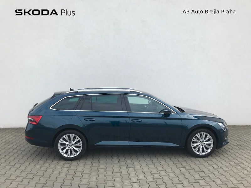 Škoda Superb (2023) COM GRT STY Plus TD 110/2.0 7D - fotka 6 z 25