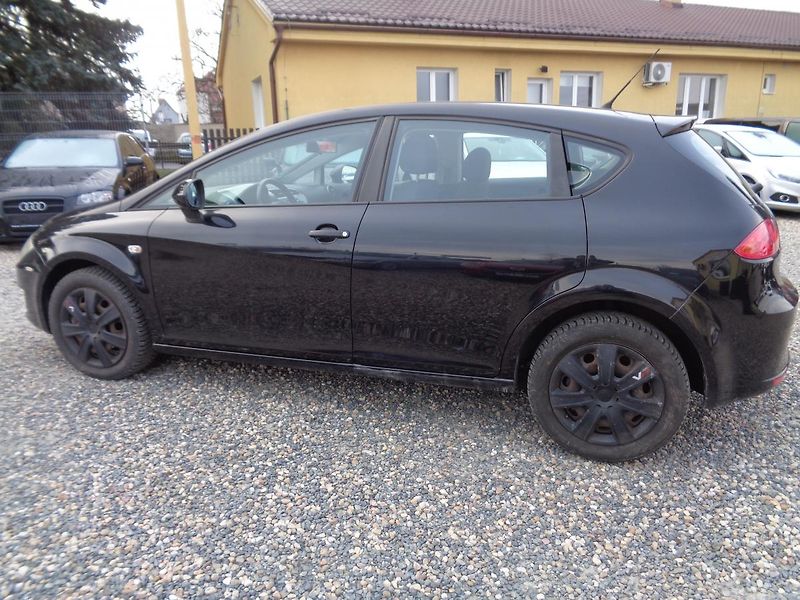 Seat Leon 1,9 TDI - fotka 8 z 13