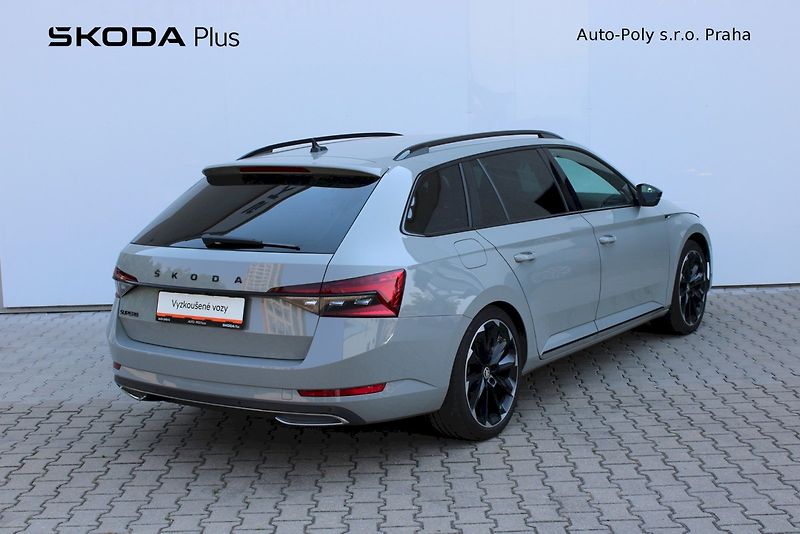Škoda Superb (2024) Combi SportLine 2.0 TDI 110 kw - fotka 2 z 25