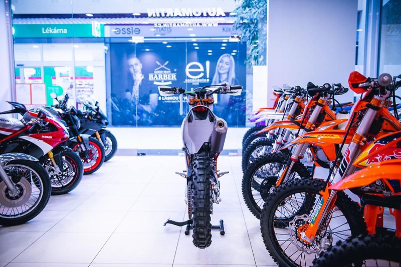 KTM 450 EXC SIX DAYS NOVÁ 0 KM  - fotka 5 z 50