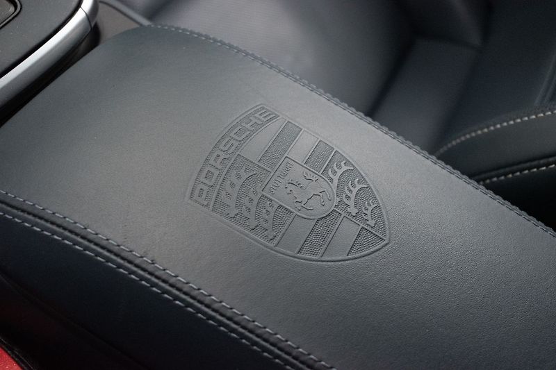 Porsche 911 992 TURBO*CERAMIC*APPR*PPF*ČR* - fotka 19 z 61