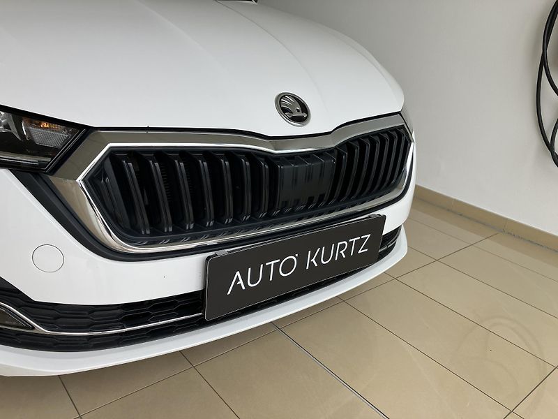 Škoda Octavia 1.5 TSI 110kW Style Combi MT6 - fotka 3 z 34