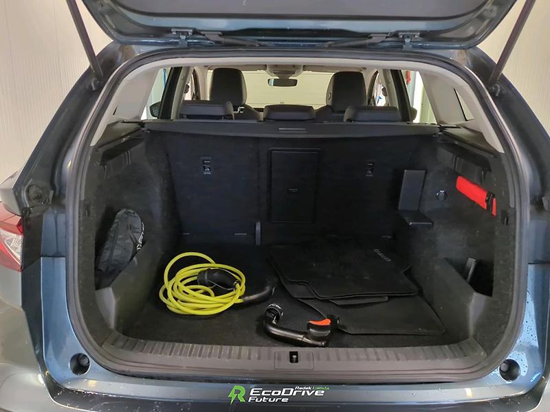 Škoda Enyaq (2021) 77 kWh – navigace, kamera - fotka 11 z 11