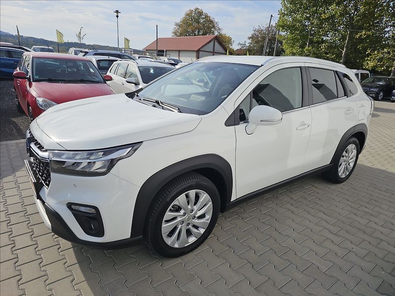 Suzuki SX4 S-Cross 1,4 T BoosterJet AllGrip 4x4 - fotka 10 z 45