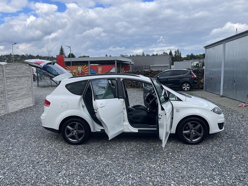 Seat Altea 1.6TDi 105PS XXL ECOMOTIVE TOP - fotka 158 z 189