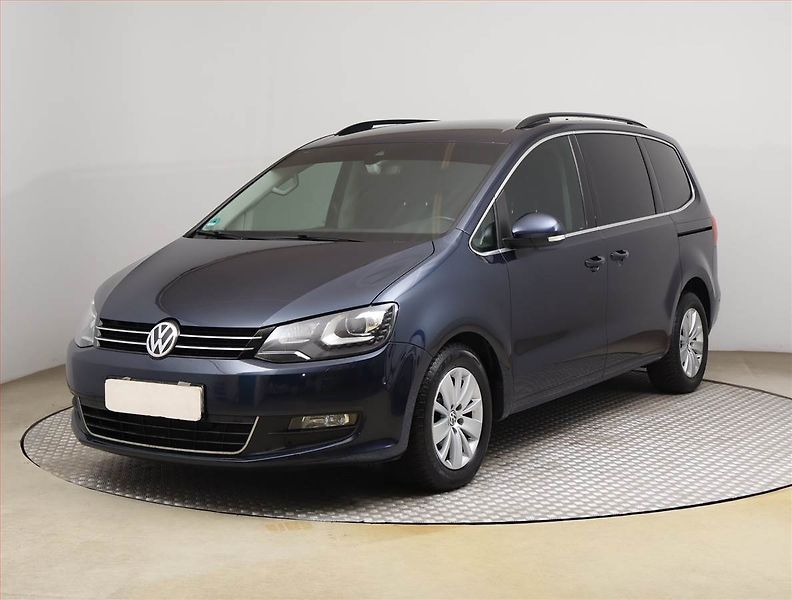 Volkswagen Sharan (2015) 2.0 TDI, Automat, Serv.kniha - fotka 2 z 26