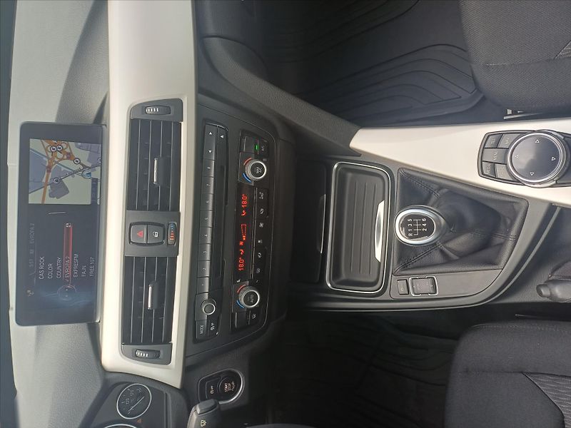 BMW Řada 3 2,0   135Kw XDRIVE GRAN TURISM - fotka 8 z 32