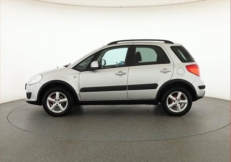 Suzuki SX4 (2007) 1.6 VVT, 4X4, Vyhř. sedaček - fotka 3 z 13