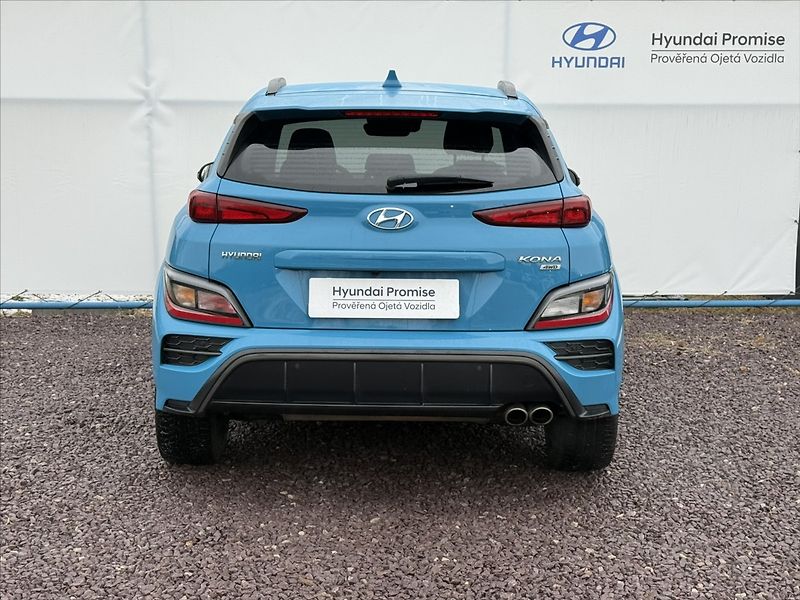 Hyundai Kona 1,6 T-GDi 145kW DCT N-Line 4WD - fotka 24 z 25