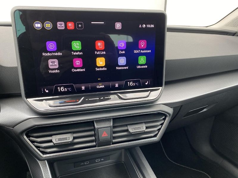 Seat Leon 1,5 e-TSI 85 kW Style DSG - fotka 15 z 27