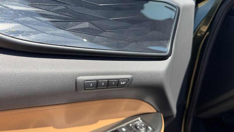 Lexus NX 450h plus 450H+ 2,5 PHEV PRESTIGE - fotka 9 z 30