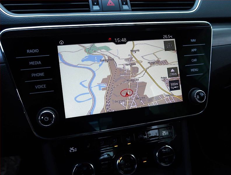 Škoda Superb (2020) 2.0 TDI - fotka 18 z 21