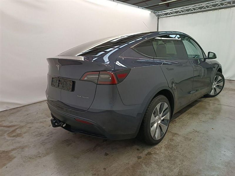 Tesla Model Y (2022) AWD Long Range    PŘIPRAVUJEME - fotka 4 z 9
