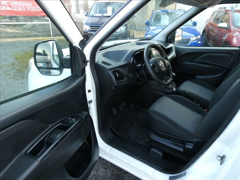 Fiat Dobló cargo 1,4 benzín/CNG SX L2H1,DPH,ČR - fotka 13 z 36