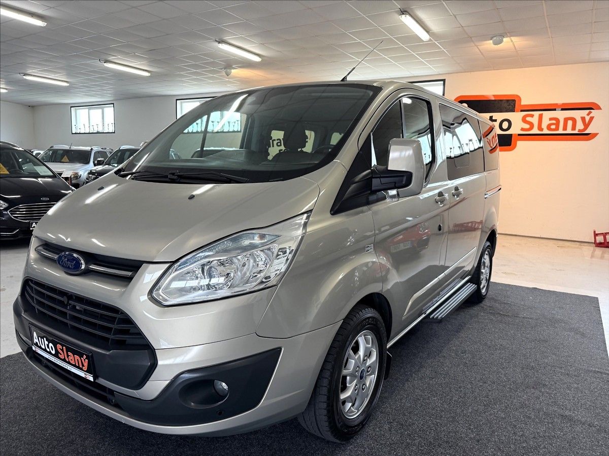 Ford Tourneo Custom 2,2 Titanium,92kW,po servisu