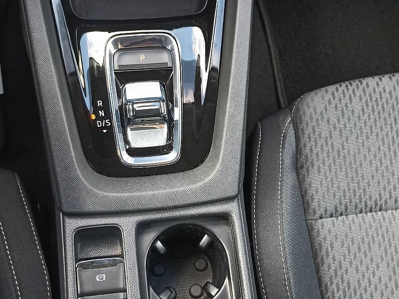 Škoda Octavia (2023) 2.0 TDI DSG Head Up. tažné MAT - fotka 7 z 35