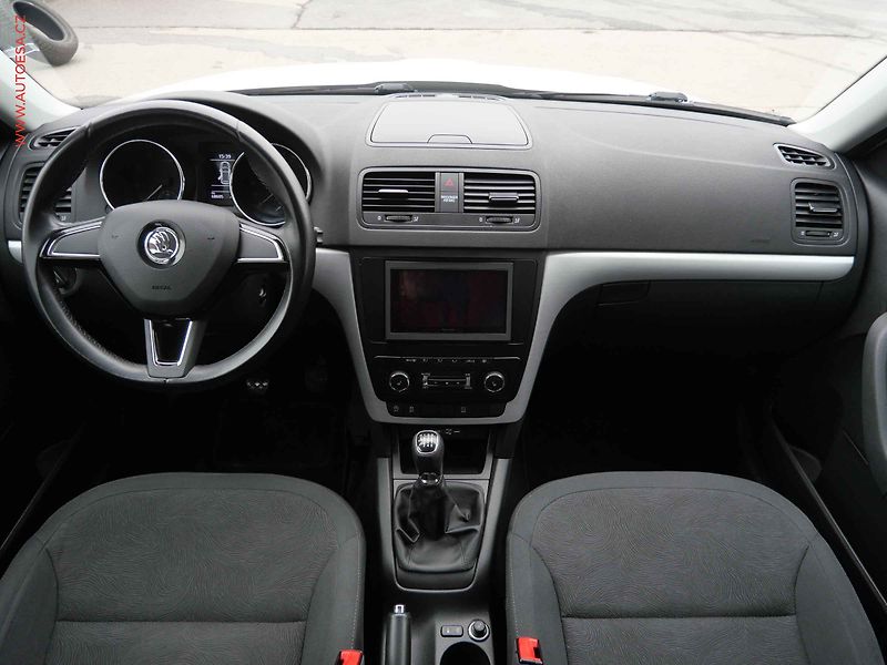 Škoda Yeti (2015) 1.2 TSi, ČR, Ambition, navi - fotka 8 z 18