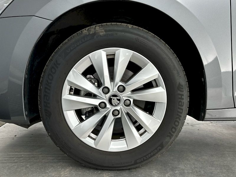 Škoda Octavia (2025) Combi 1.5TSI 110kW Selection - fotka 28 z 28