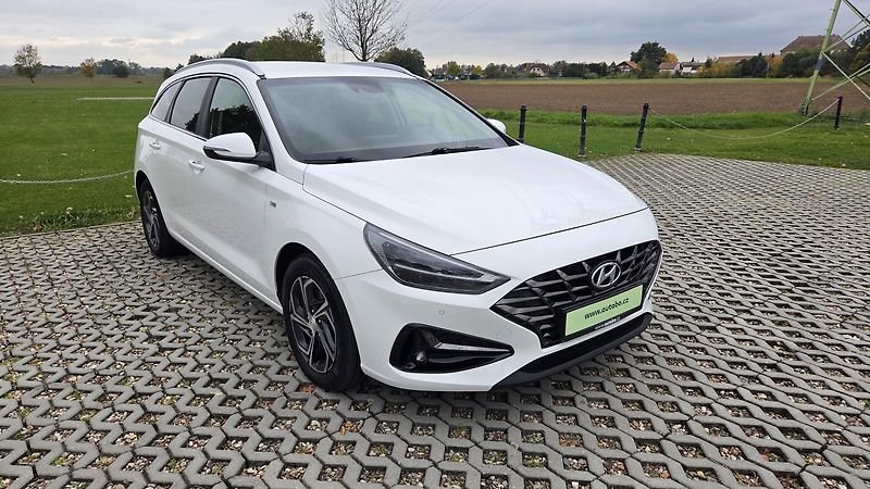 Hyundai i30 (2023) 1.5T-GDI 117 kW, Smart CZ DPH - fotka 3 z 30