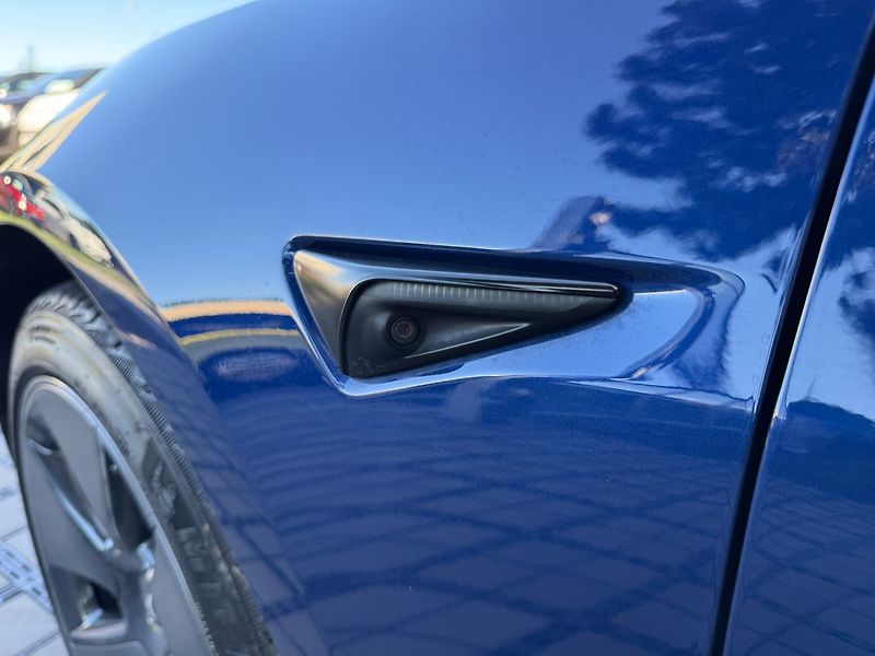 Tesla Model 3 Long Range REZERVACE - fotka 6 z 41