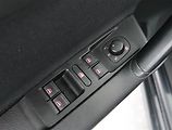 Volkswagen Passat (2014) Comfortline 2.0 TDI, Automat - náhled 18