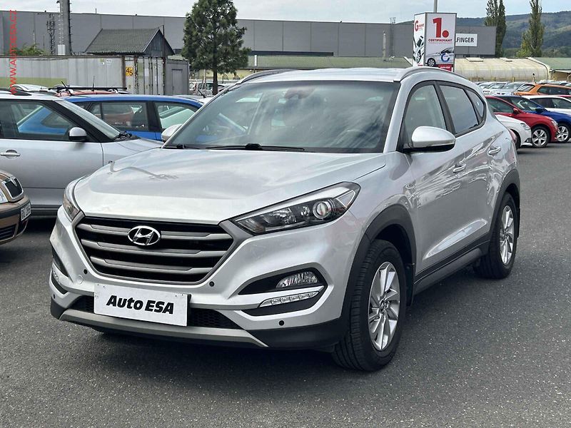 Hyundai Tucson (2016) 1.7CRDi, 2.maj,ČR, Navi - fotka 3 z 19