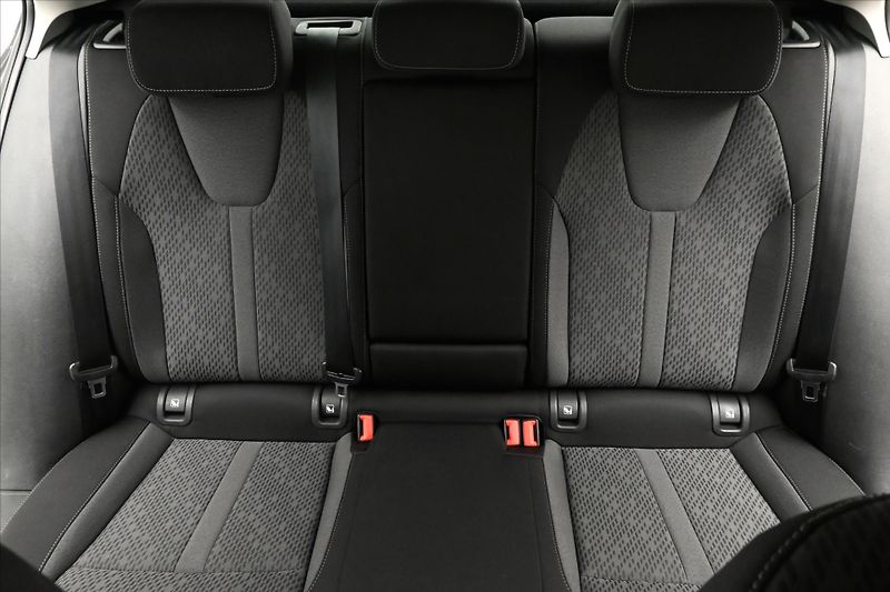 Škoda Octavia 2,0 TDI 110kW DSG Style Záruka - fotka 28 z 31