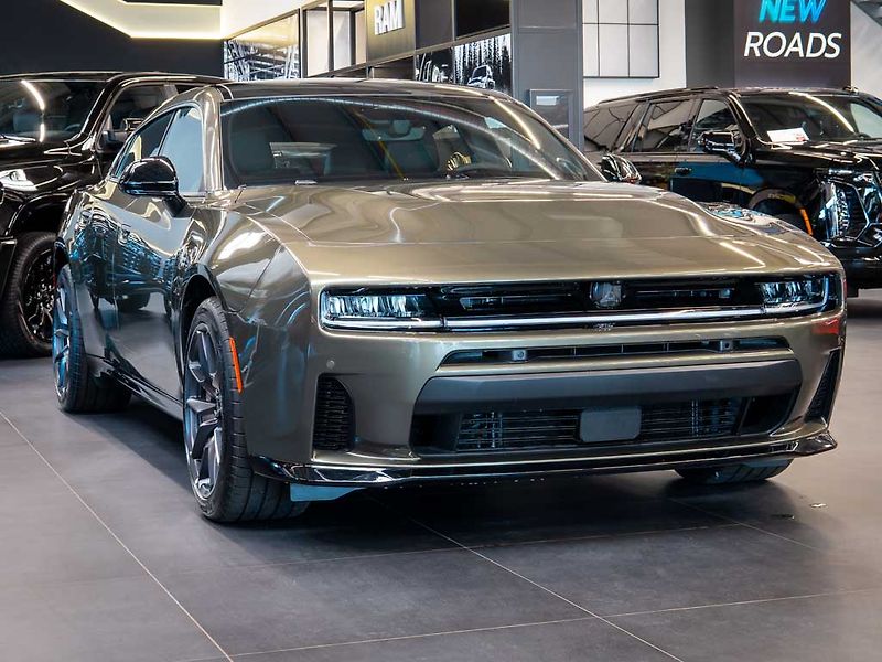 Dodge Charger (2026) 3.0 Scat Pack 4D AWD 550HP - fotka 7 z 36