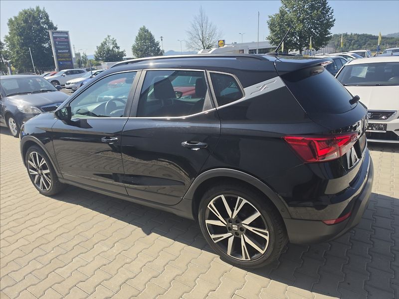Seat Arona 1,0 TSi 85KW Style NAVI ALU - fotka 8 z 44