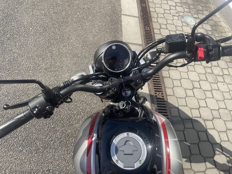 Yamaha (2026) XSR125 Legacy EU5+ - fotka 9 z 11