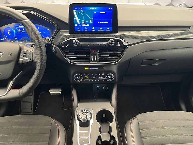 Ford Kuga 2,0 EB 140 kW AWD ST-Line - fotka 14 z 72
