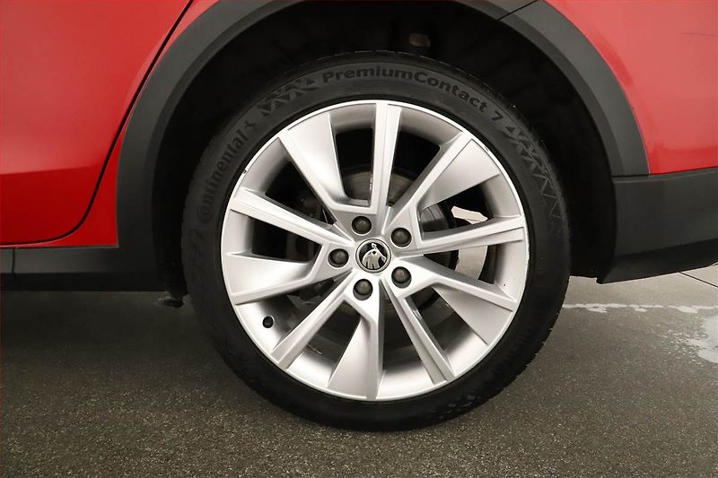 Škoda Octavia (2023) 2.0 TDI - fotka 12 z 18