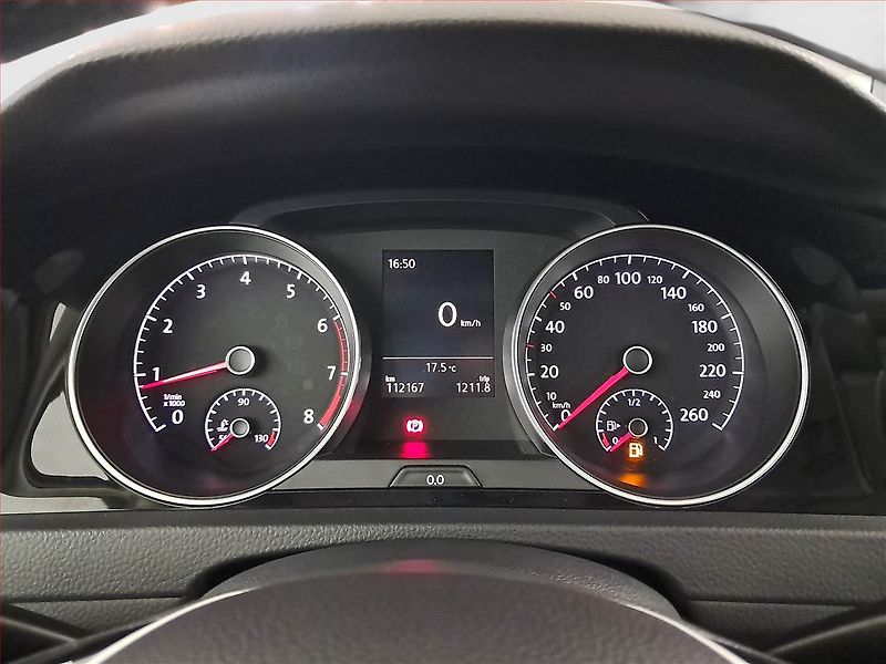 Volkswagen Golf (2017) 1.4 TSI, Tempomat - fotka 11 z 18