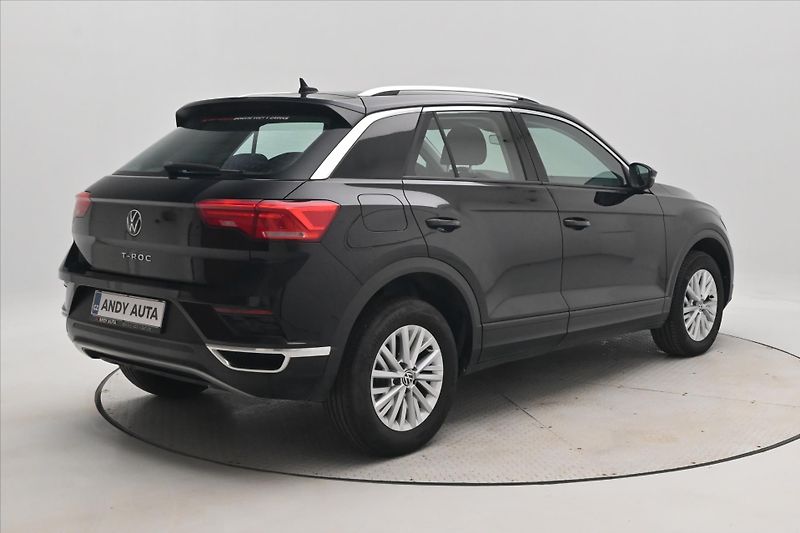 Volkswagen T-Roc 2,0 TDI 110kW Clever Navi Záru - fotka 5 z 30