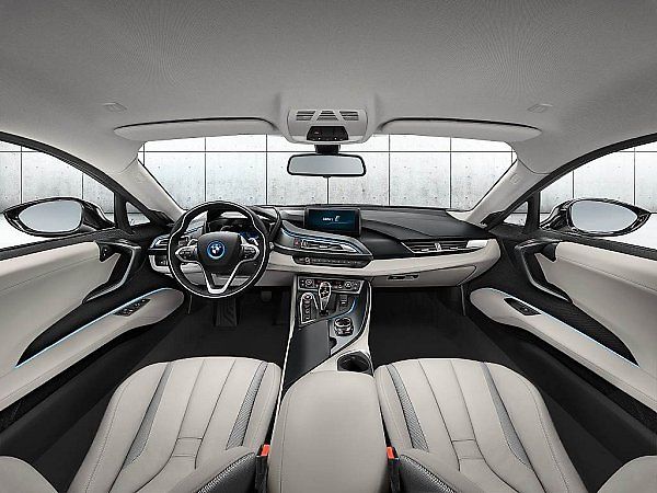 BMW i8.