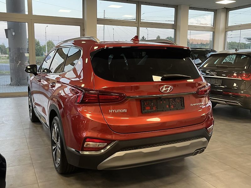 Hyundai Santa Fe (2021) 2,2CRDI REZERVACE - fotka 5 z 30