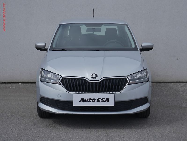 Škoda Fabia (2019) 1.0i, ČR, Active - fotka 2 z 16